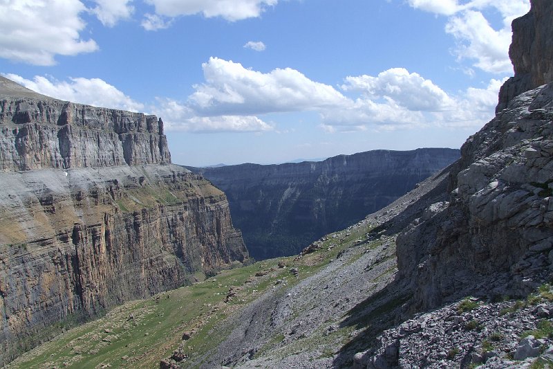 2008-07-11,16-44-07,canyon d'Ordesa.jpg